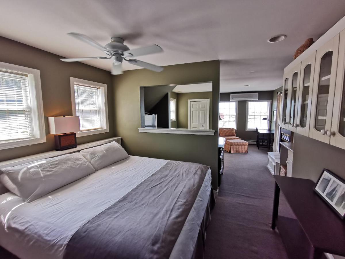Inn On The Harbour And Telegraph House Port Stanley Bagian luar foto